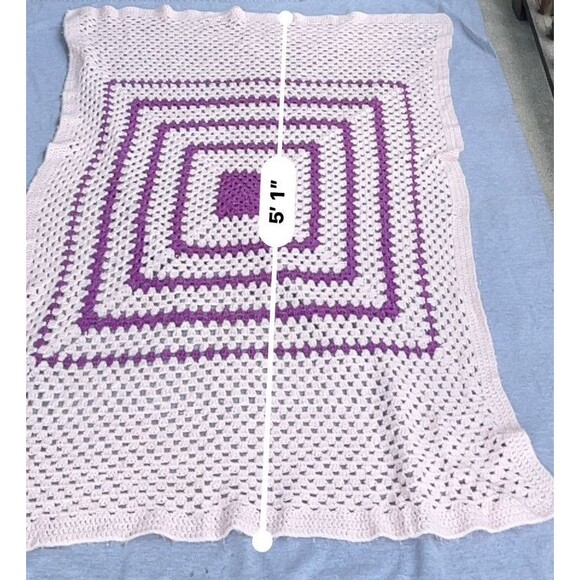 Vtg Afghan Granny Square Blanket 3’x5’  70s Crocheted Cottage Core Pink Purple - Picture 10 of 14